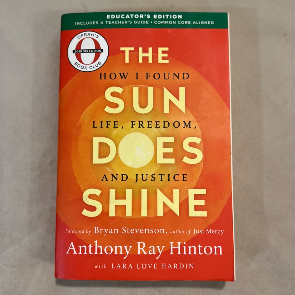 📚BUY 2 GET 1 FREE‎ The Sun Does Shine by Anthony Ray Hinton